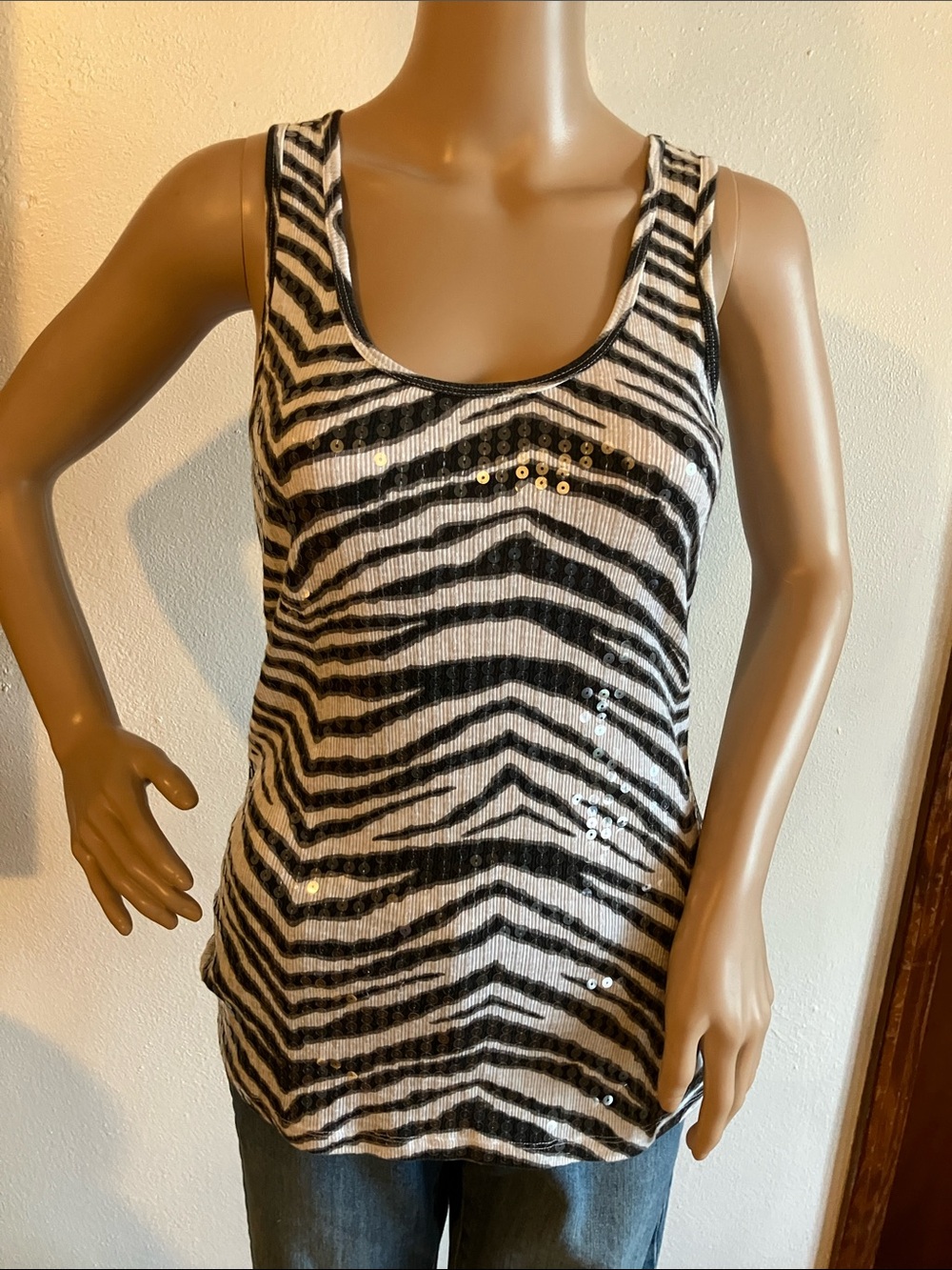 Almost Famous Black & White Zebra Sequin Scoop Tank